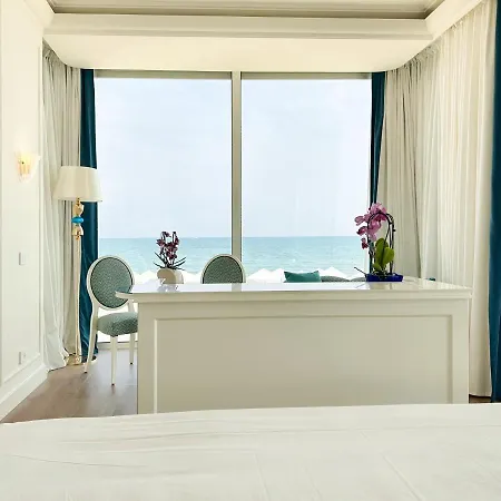Riviera Otel 5*