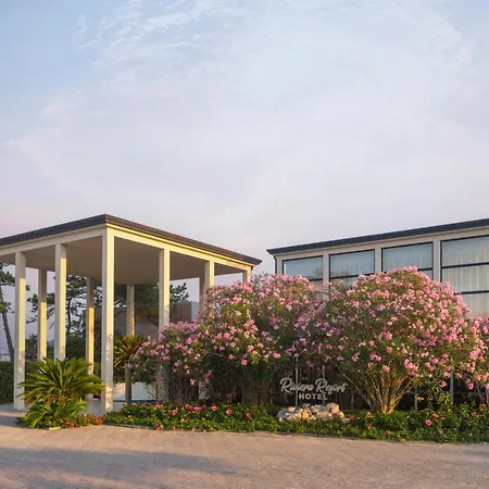 Riviera Otel