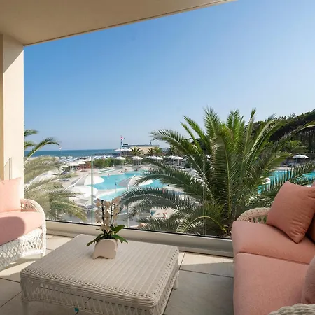 Riviera Otel 5*
